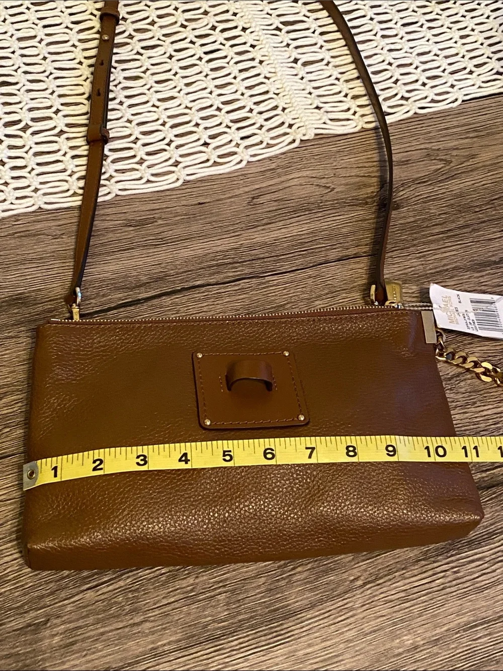 Michael Kohl’s Brown Leather Shoulder Crossbody Bag with Gold Chain Accent - Picture 11 of 17
